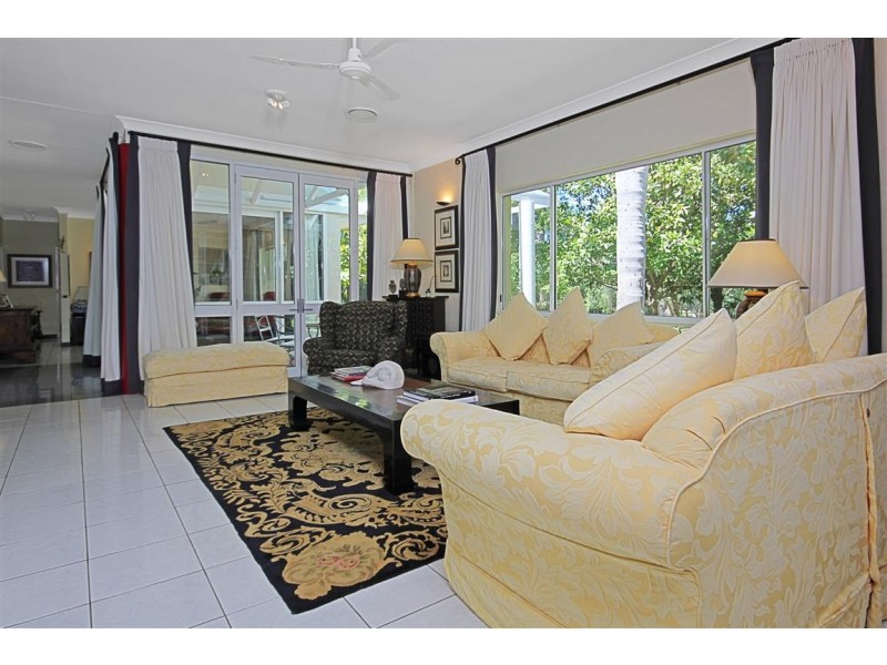 14 Kauzal Crescent, Surf Beach NSW 2536