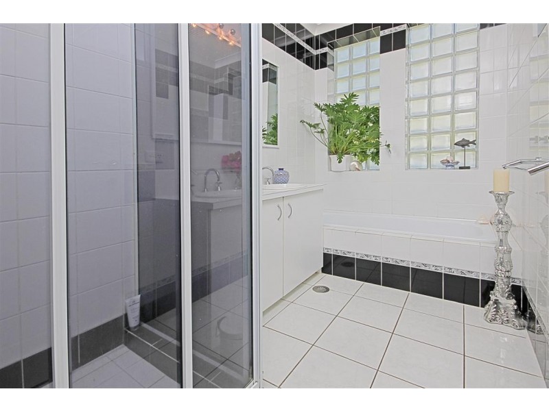14 Kauzal Crescent, Surf Beach NSW 2536
