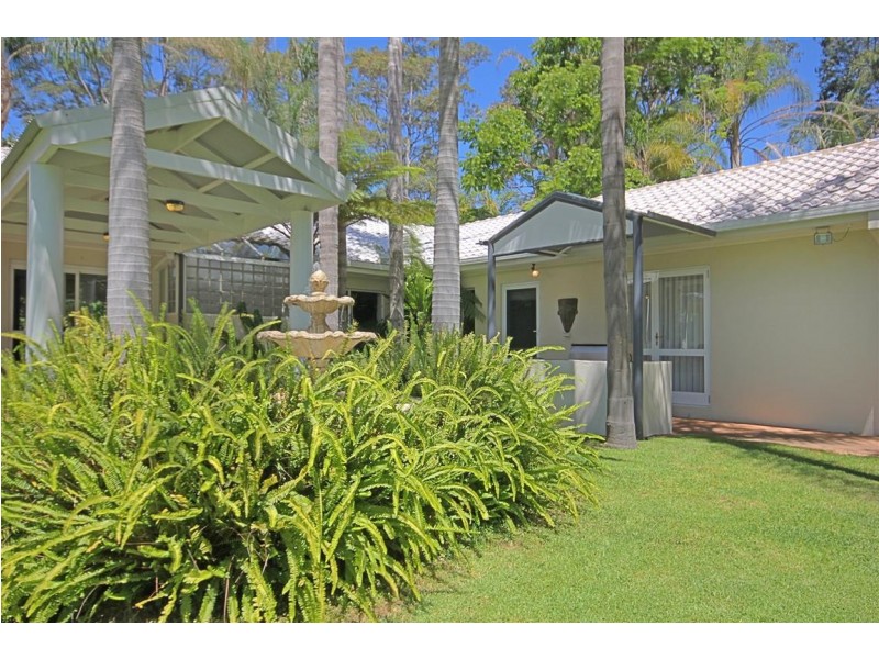 14 Kauzal Crescent, Surf Beach NSW 2536