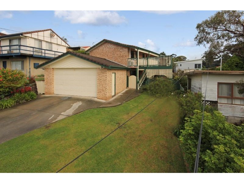 11 Binda Street, Malua Bay NSW 2536