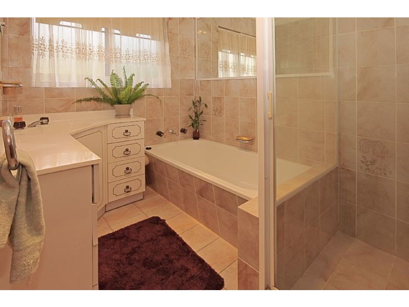 11 Binda Street, Malua Bay NSW 2536