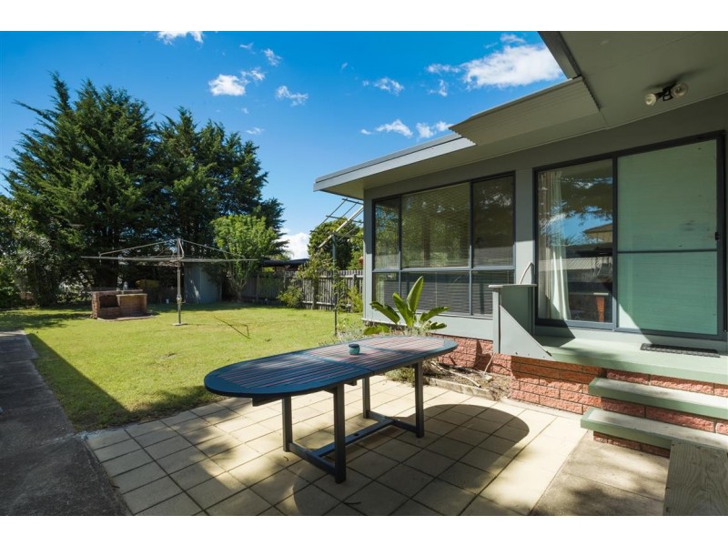 18 Dolphin Avenue, Batemans Bay NSW 2536