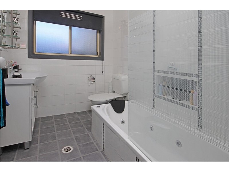 35 Dominic Drive, Batehaven NSW 2536