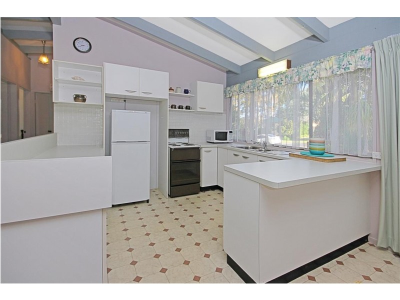 41 Calga Crescent, Catalina NSW 2536