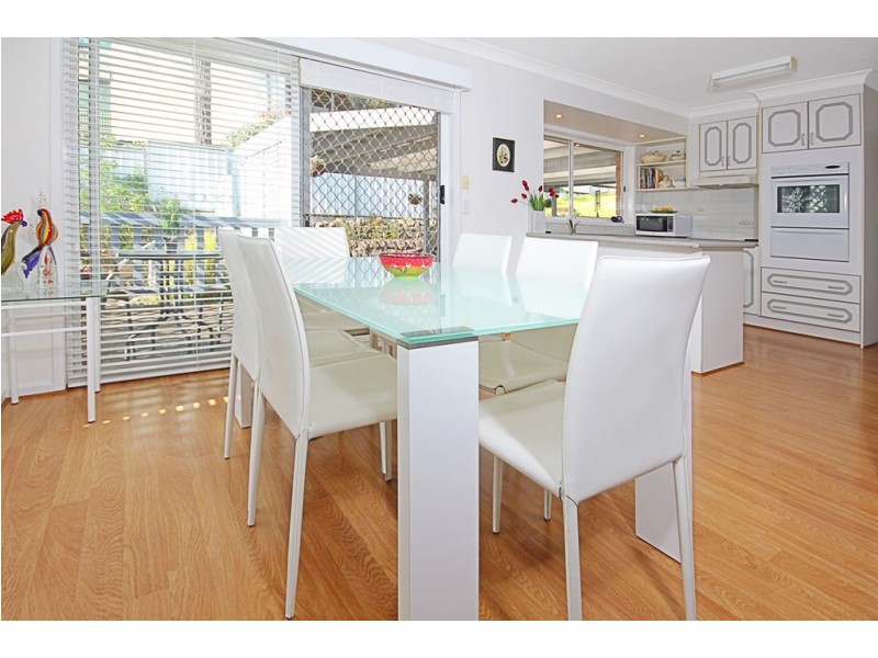 1 Gull Close, Catalina NSW 2536