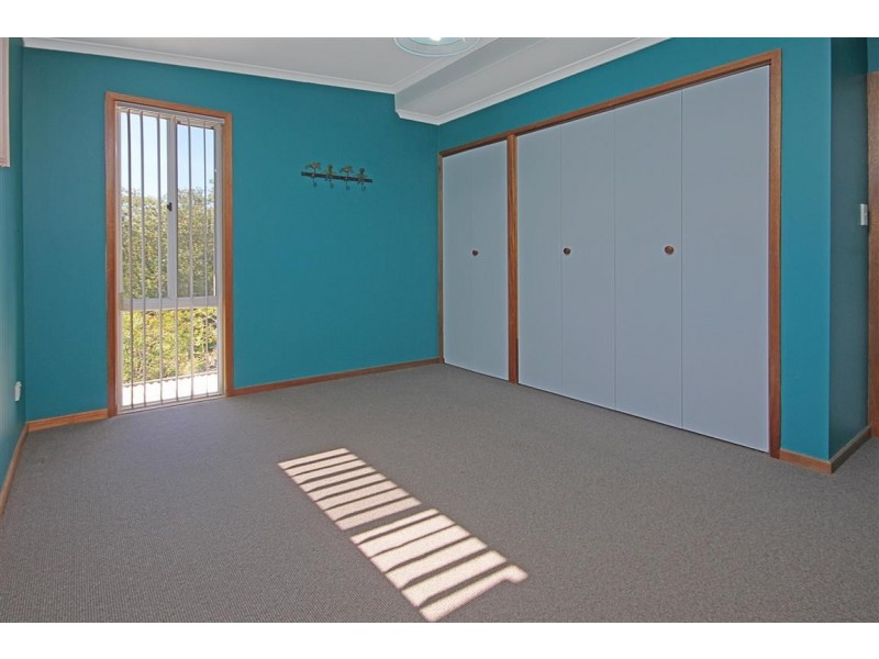 15 Forest Parade, Tomakin NSW 2537