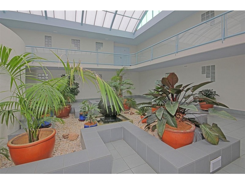 2/25 Beach Road, Batemans Bay NSW 2536