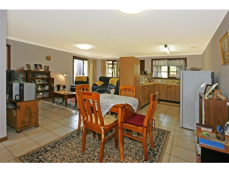 4/11 Eric Fenning Drive, Surf Beach NSW 2536