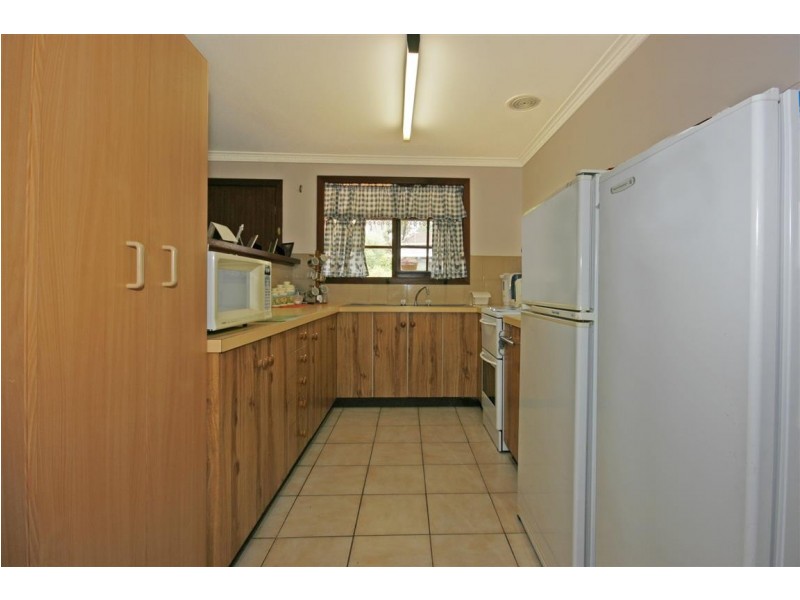 4/11 Eric Fenning Drive, Surf Beach NSW 2536