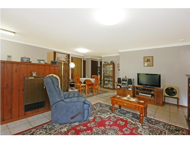 4/11 Eric Fenning Drive, Surf Beach NSW 2536