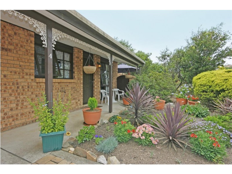 4/11 Eric Fenning Drive, Surf Beach NSW 2536