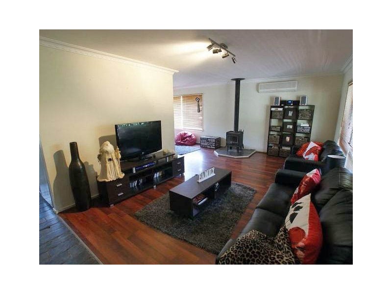 5 Beauty Crescent, Surfside NSW 2536