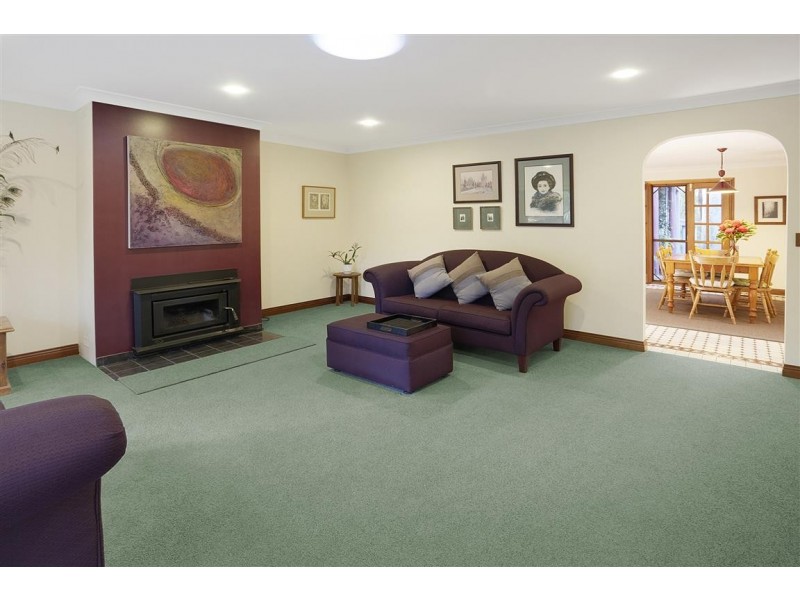 17 Connells Close, Mossy Point NSW 2537