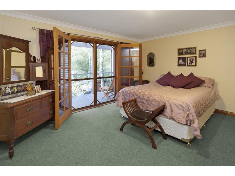 17 Connells Close, Mossy Point NSW 2537