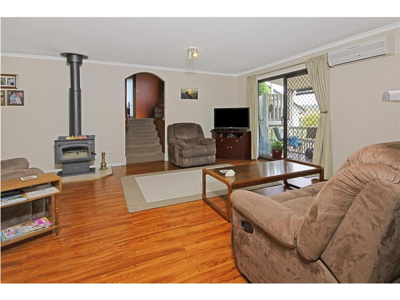 21 Johnson Place, Surf Beach NSW 2536