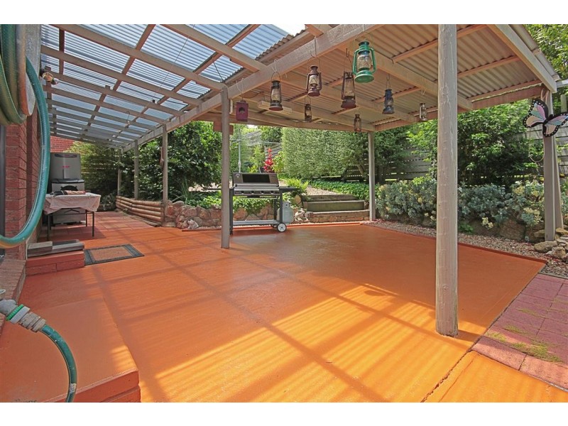 21 Johnson Place, Surf Beach NSW 2536