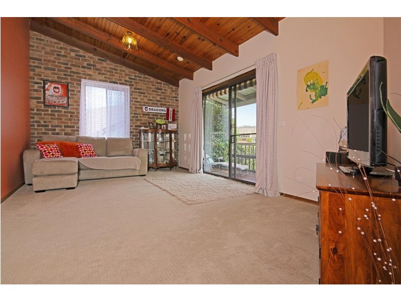 21 Johnson Place, Surf Beach NSW 2536