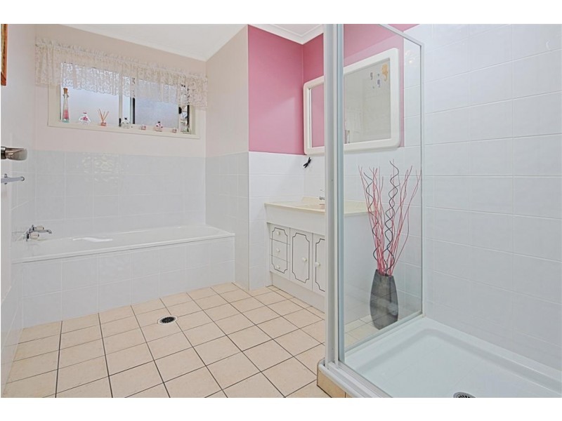 21 Johnson Place, Surf Beach NSW 2536