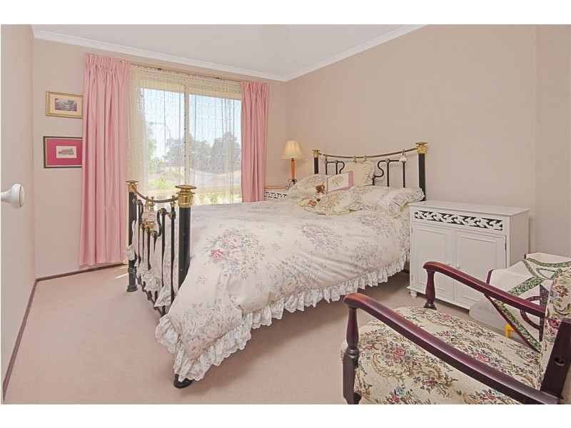 44 Thomas Mitchell Crescent, Sunshine Bay NSW 2536