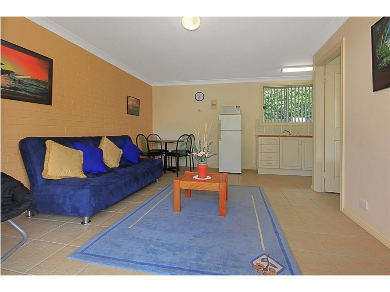8/17-19 Peter Crescent, Batehaven NSW 2536