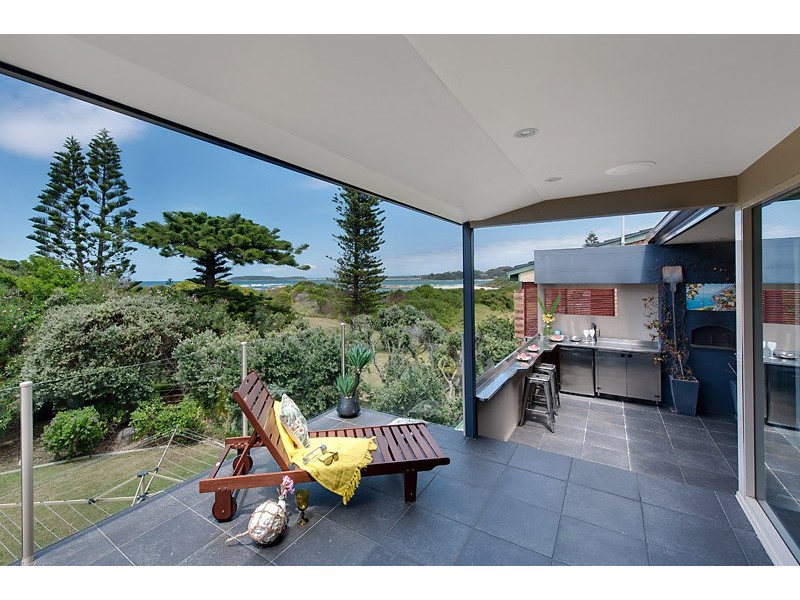 139 Sunpatch Parade, Tomakin NSW 2537