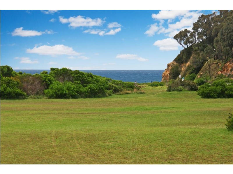 4 Beachside Boulevard, Tomakin NSW 2537