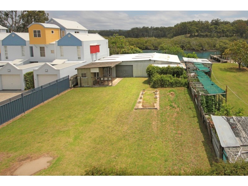 37 Clyde Street, Batemans Bay NSW 2536