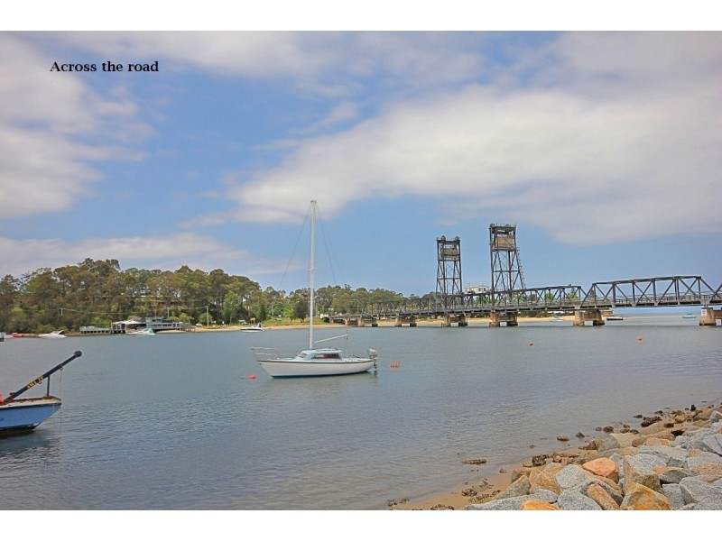 37 Clyde Street, Batemans Bay NSW 2536