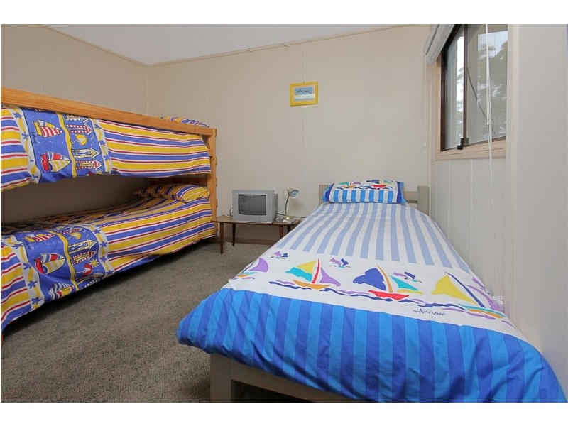 52 Fauna Avenue, Long Beach NSW 2536