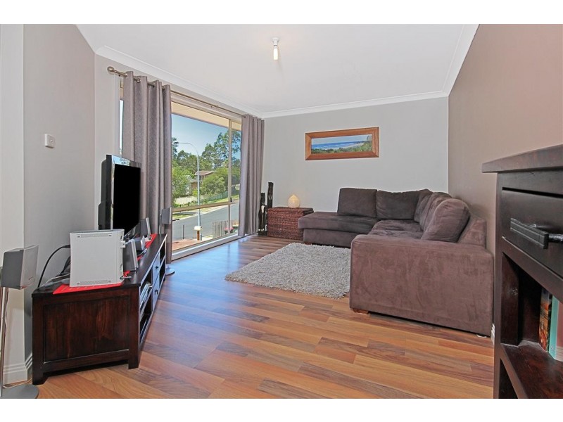 39 Karoola Crescent, Surfside NSW 2536