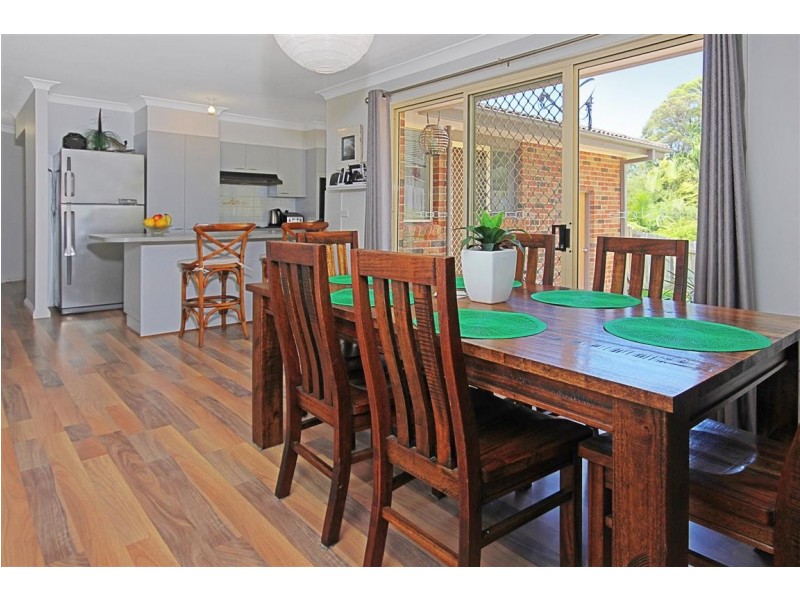 39 Karoola Crescent, Surfside NSW 2536