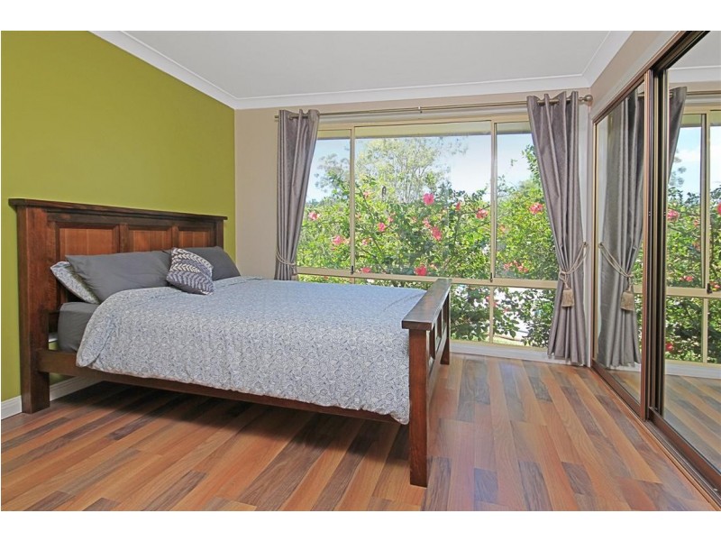 39 Karoola Crescent, Surfside NSW 2536