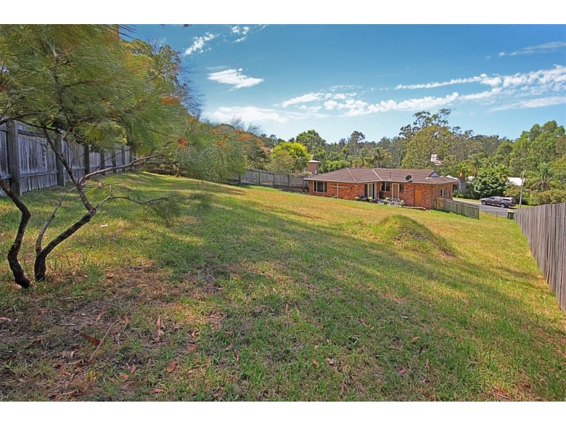 39 Karoola Crescent, Surfside NSW 2536