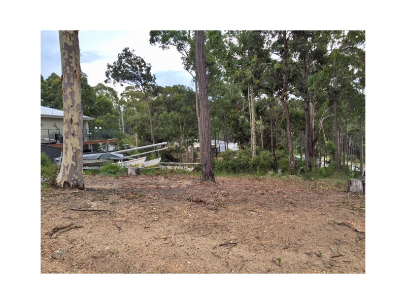 4 Warragai Street, Malua Bay NSW 2536