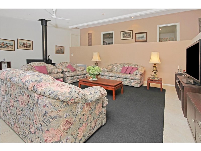 14 Angophora Place, Catalina NSW 2536