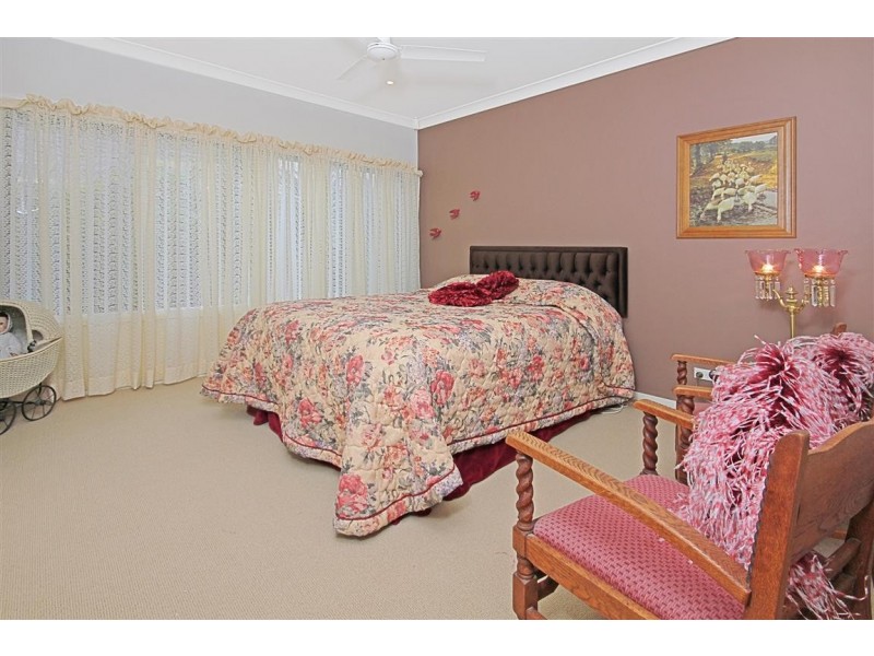 14 Angophora Place, Catalina NSW 2536