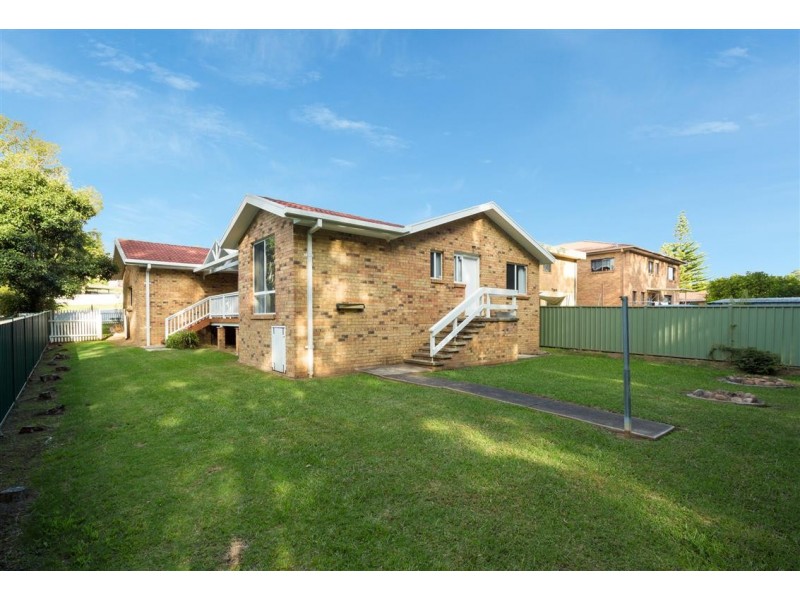 30 Edward Road, Batehaven NSW 2536