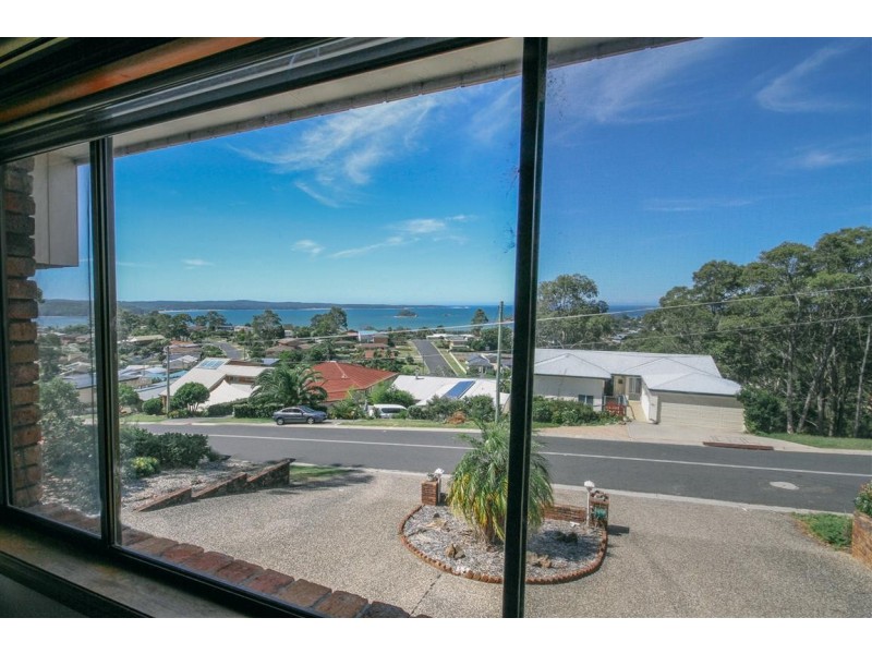 84 Vista Avenue, Catalina NSW 2536