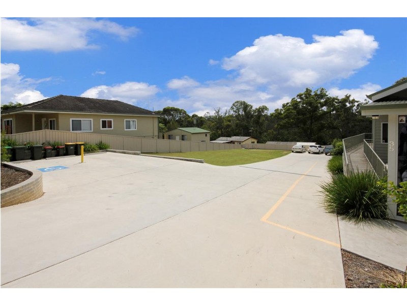 33 Old Princes Highway, Batemans Bay NSW 2536