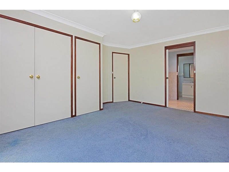 4 Blaxland Court, Sunshine Bay NSW 2536