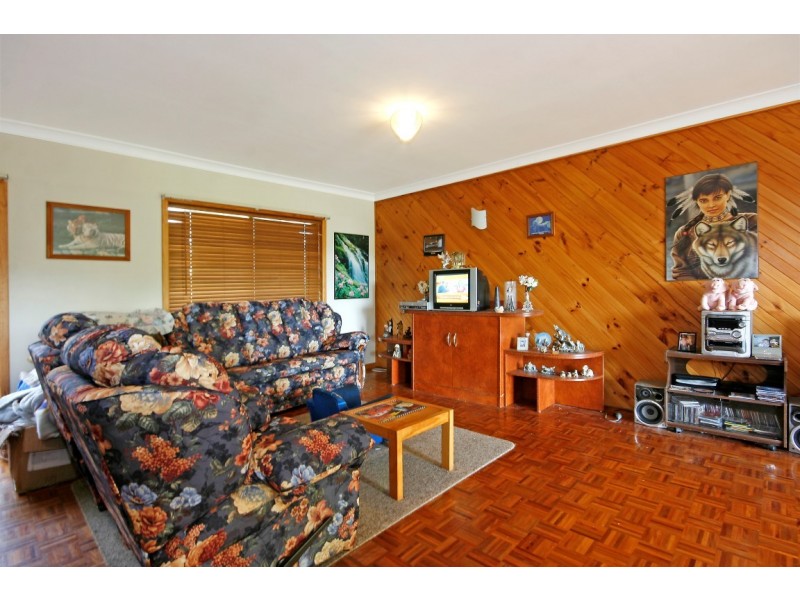 17 Peninsula Drive, North Batemans Bay NSW 2536