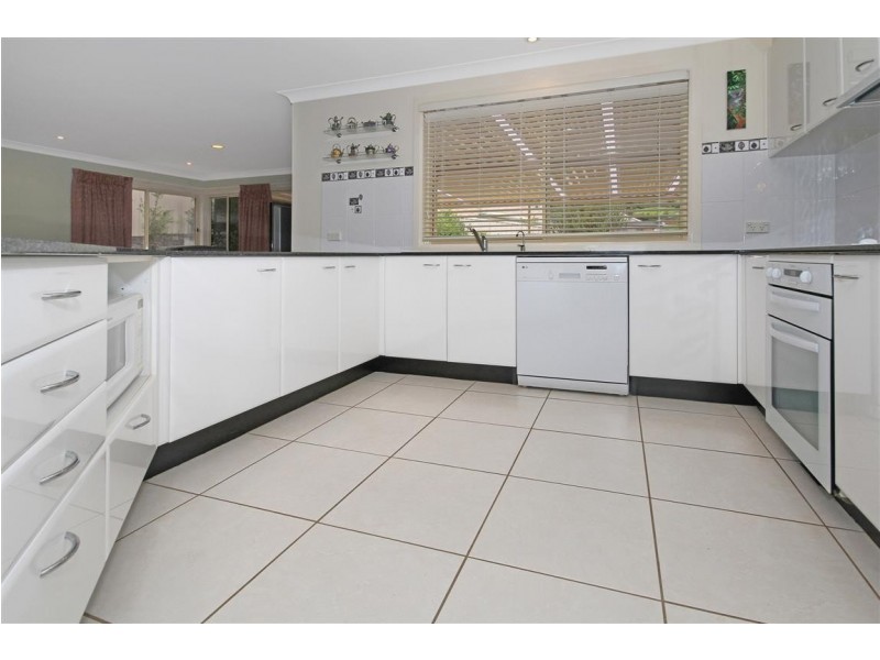12 Angophora Place, Catalina NSW 2536