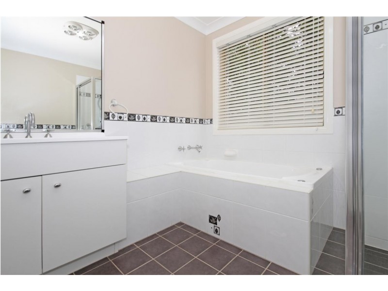 12 Angophora Place, Catalina NSW 2536