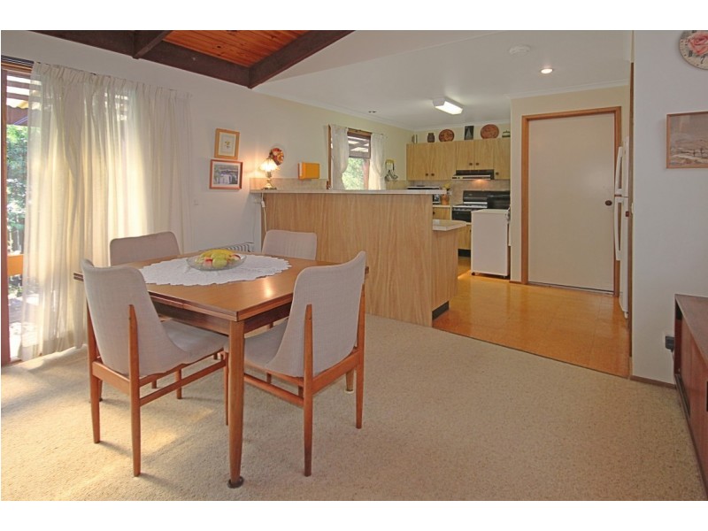 10 Kingston Place, Tomakin NSW 2537