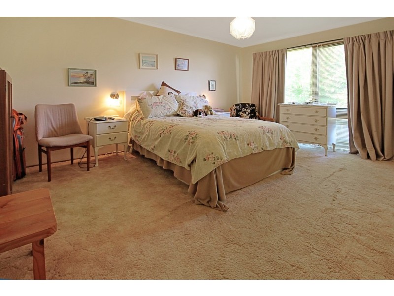 10 Kingston Place, Tomakin NSW 2537