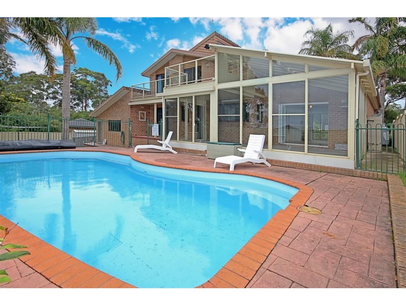 15 Wills Crescent, Denhams Beach NSW 2536