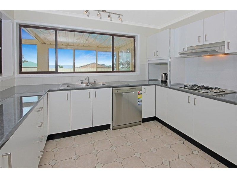 15 Wills Crescent, Denhams Beach NSW 2536