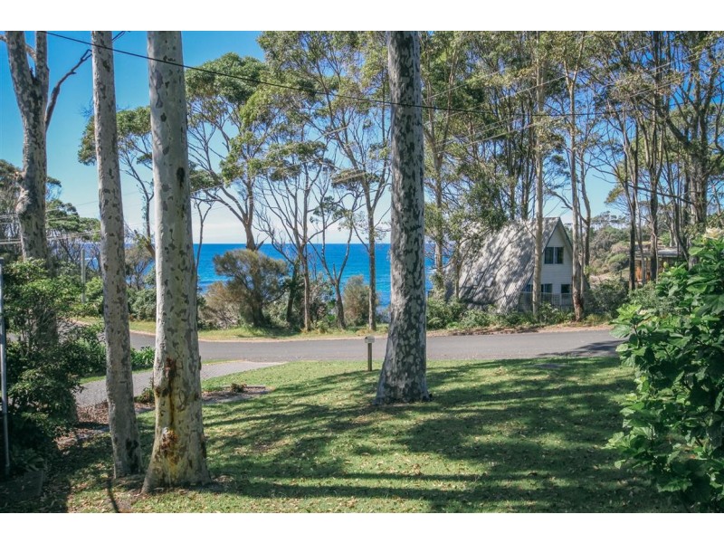 8 Baringa Crescent, Lilli Pilli NSW 2536