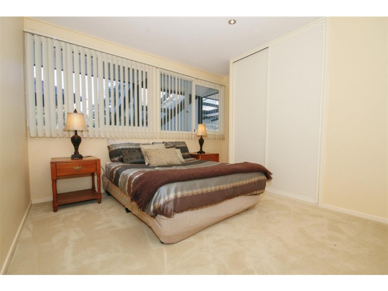 8 Baringa Crescent, Lilli Pilli NSW 2536