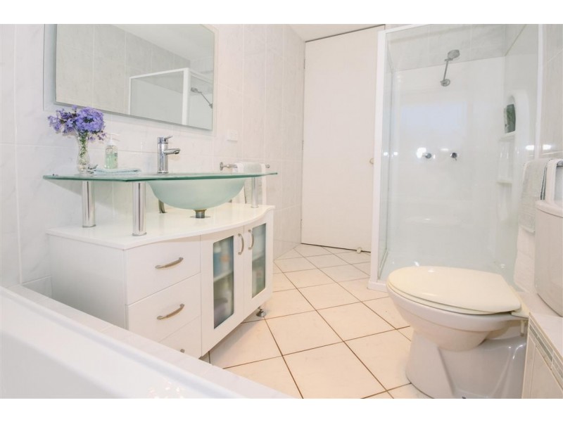 8 Baringa Crescent, Lilli Pilli NSW 2536